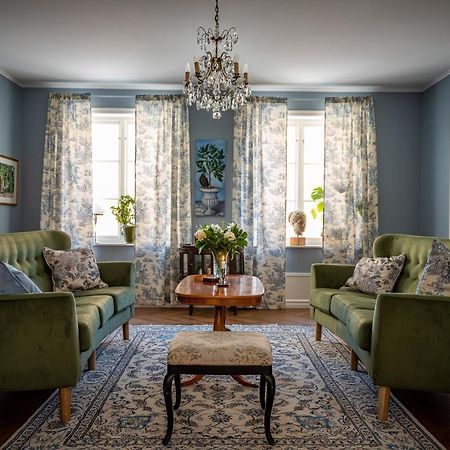 Fregatten Bed & Breakfast Карлскруна Экстерьер фото