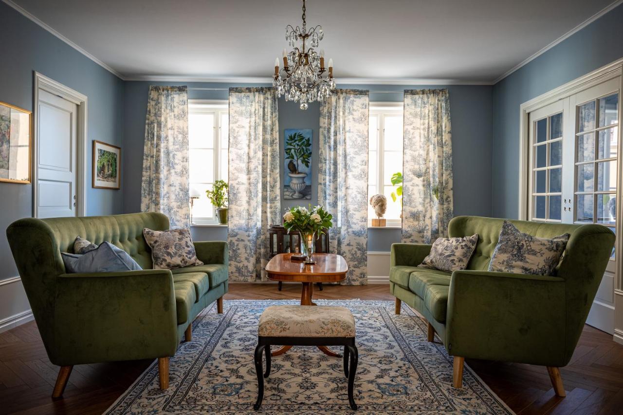 Fregatten Bed & Breakfast Карлскруна Экстерьер фото