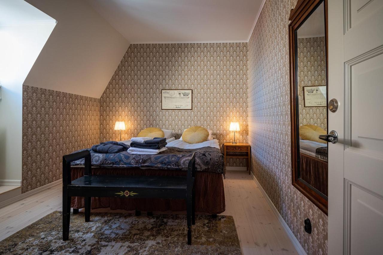 Fregatten Bed & Breakfast Карлскруна Экстерьер фото