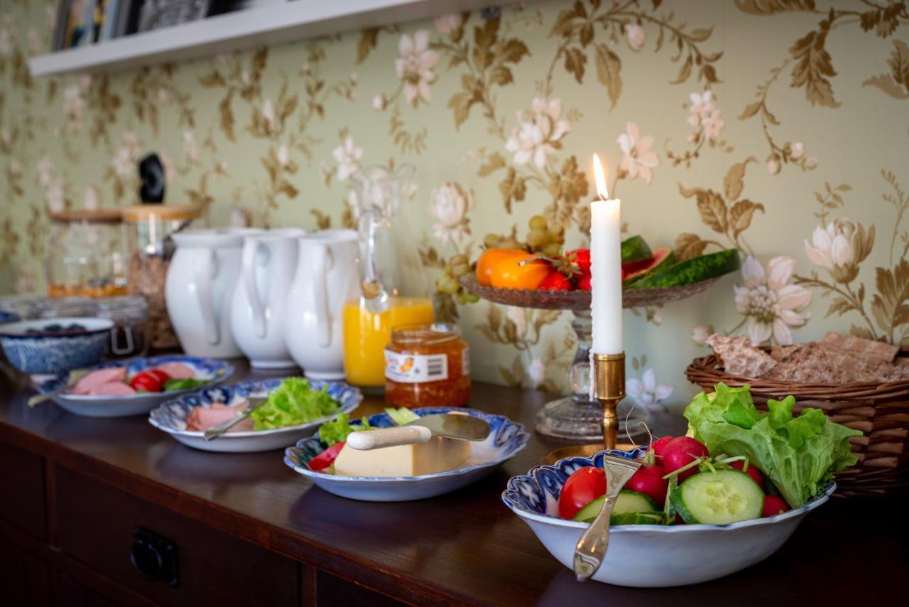 Fregatten Bed & Breakfast Карлскруна Экстерьер фото