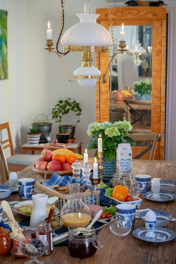 Fregatten Bed & Breakfast Карлскруна Экстерьер фото